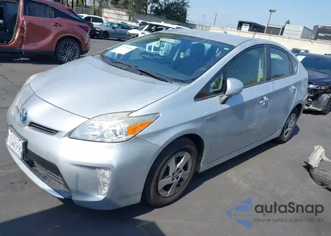 2014 Toyota Prius Three z USA, uszkodzony, nr VIN JTDKN3DU4E0387779